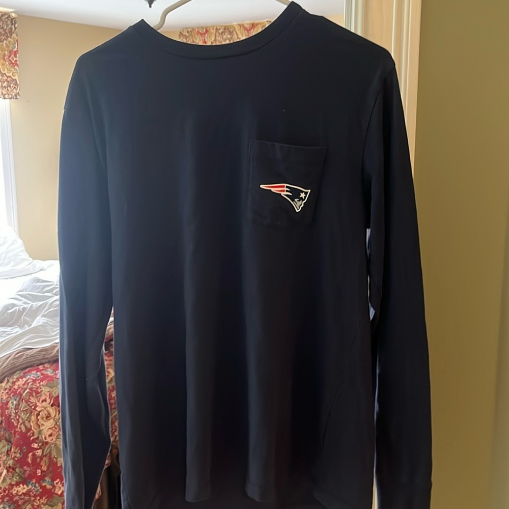 VINEYARD VINES NEW ENGLAND PATRIOTS LONG SLEEVE SHIRT